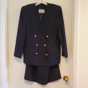 Women's Navy-colored Business Skirted Suit Size 10 Petite